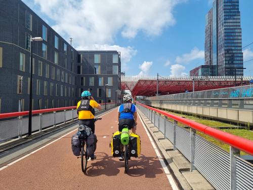 Autostrada rowerowa nieopodal Amsterdamu